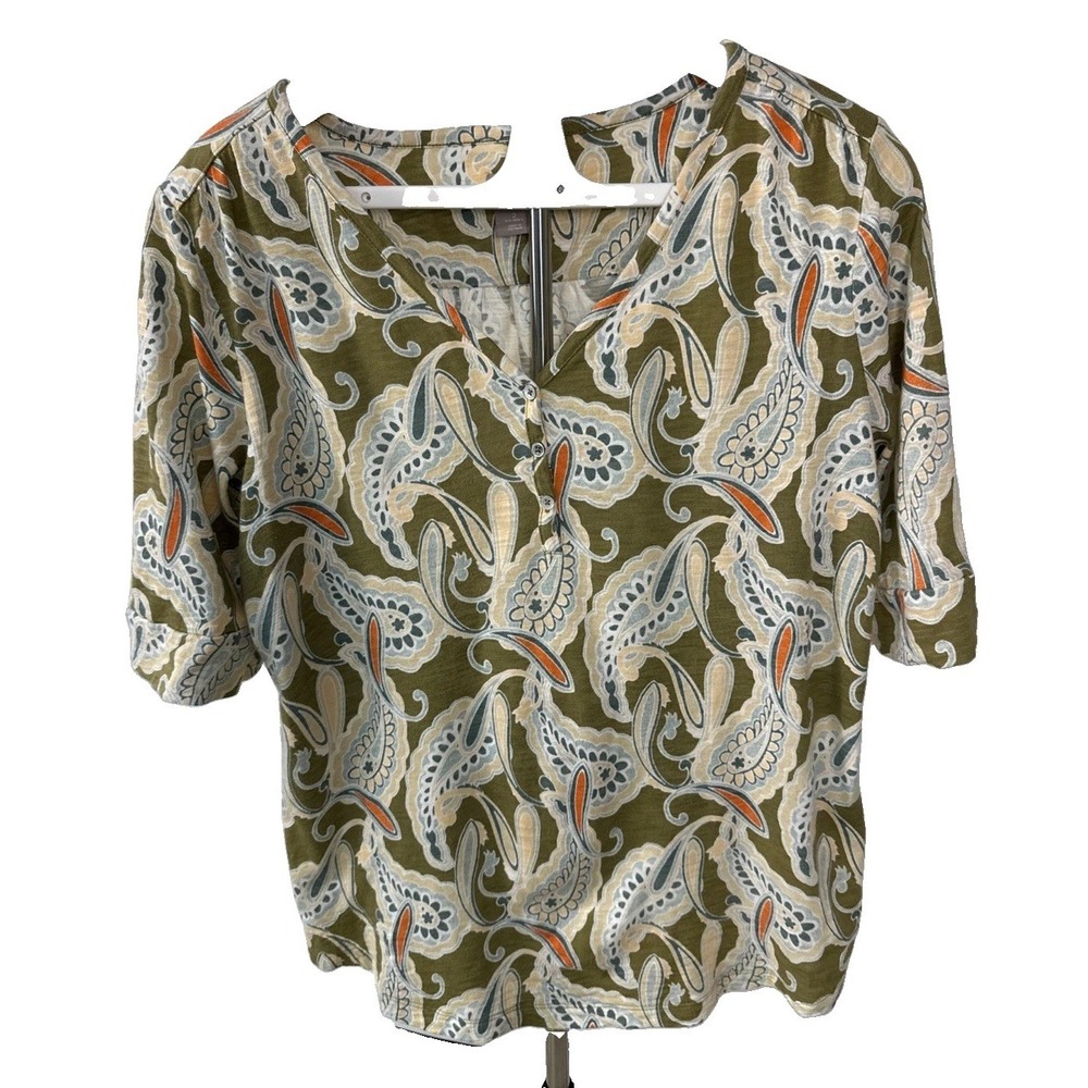 Chico's Women's Sz 2 V-Neck Henley Olive Green Paisley Pattern Pullover Shirt